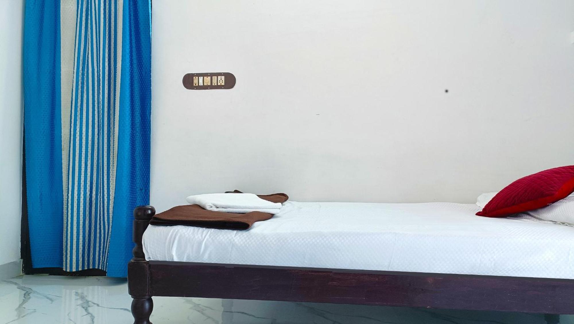 Marari Blue Whale Beach House Alappuzha Kültér fotó