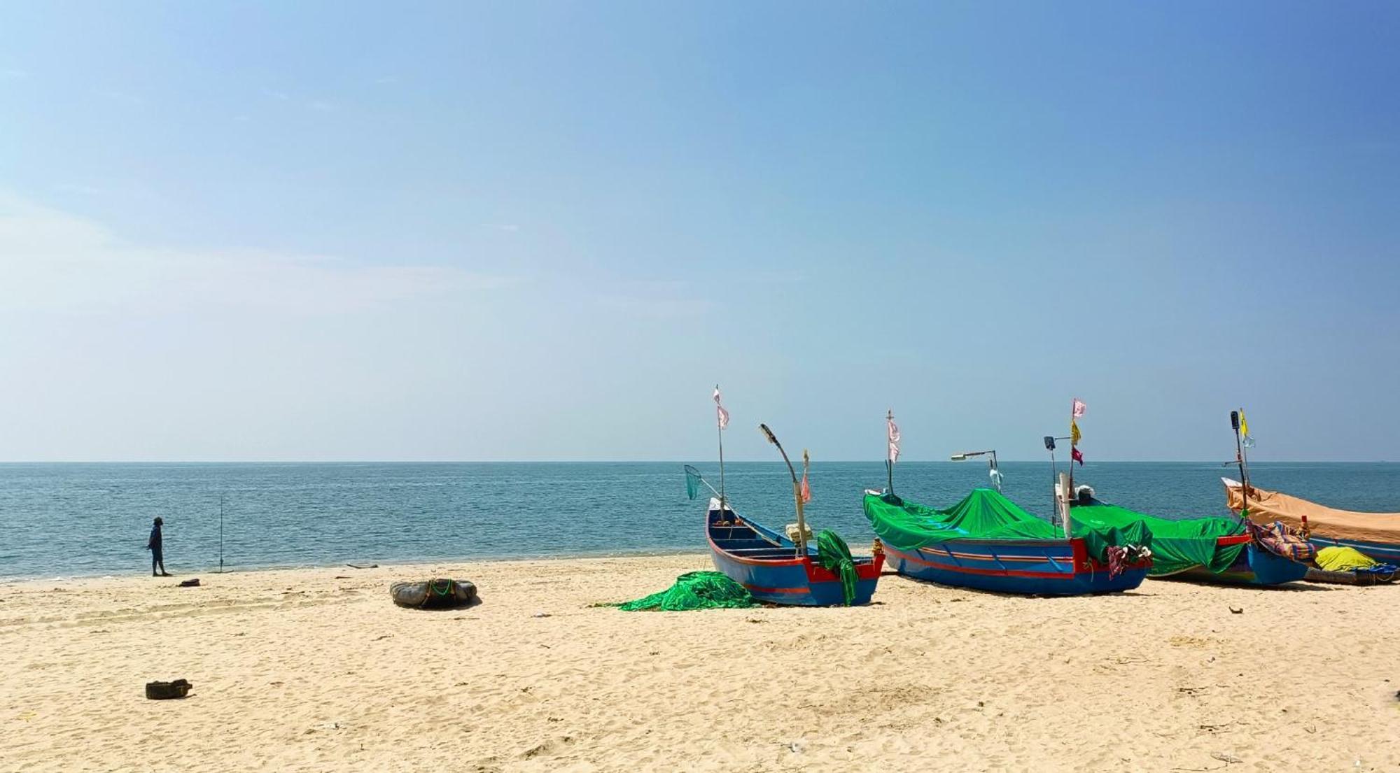 Marari Blue Whale Beach House Alappuzha Kültér fotó